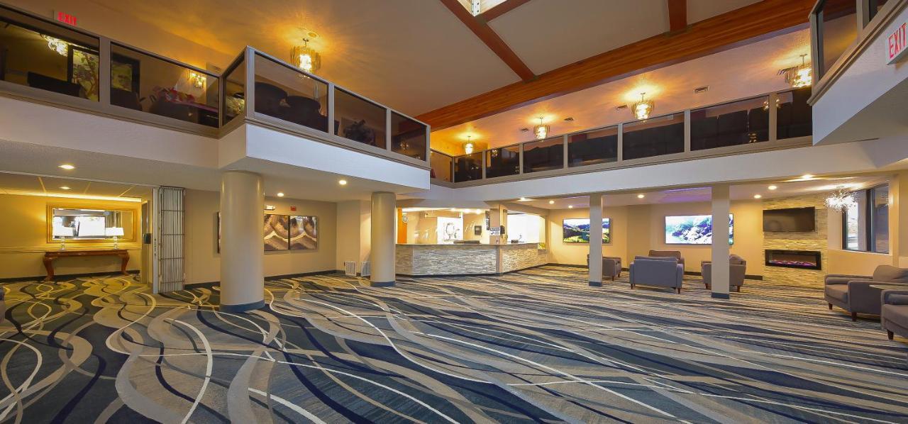 Grand Marquis Waterpark Hotel & Suites Wisconsin Dells Exterior photo