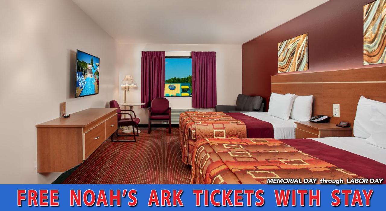 Grand Marquis Waterpark Hotel & Suites Wisconsin Dells Exterior photo